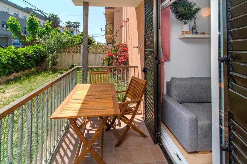 Coqueto Piso A 50 Metros De La Playa Apartment Vilanova i la Geltru Exterior photo